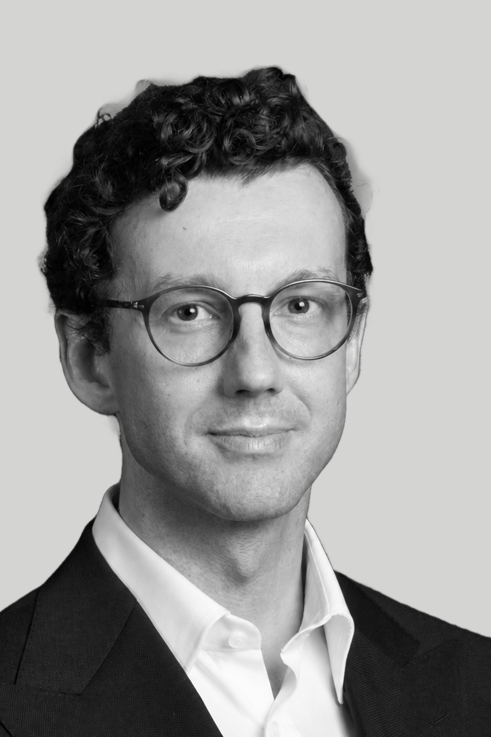 Portrait of Dr. Kamil Tamiola